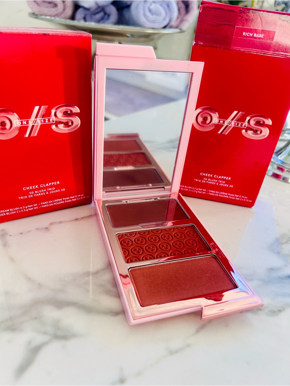 ONE/SIZE
NIB ONE/SIZE Patrick Starrr Cheek Clapper 3D Blush Trio
Palette Rich Ba